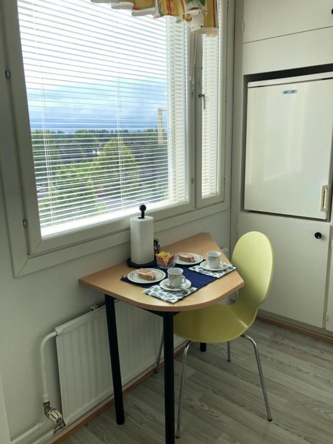 Lovely Apartment Within Walking Distance -Centre Pori Luaran gambar