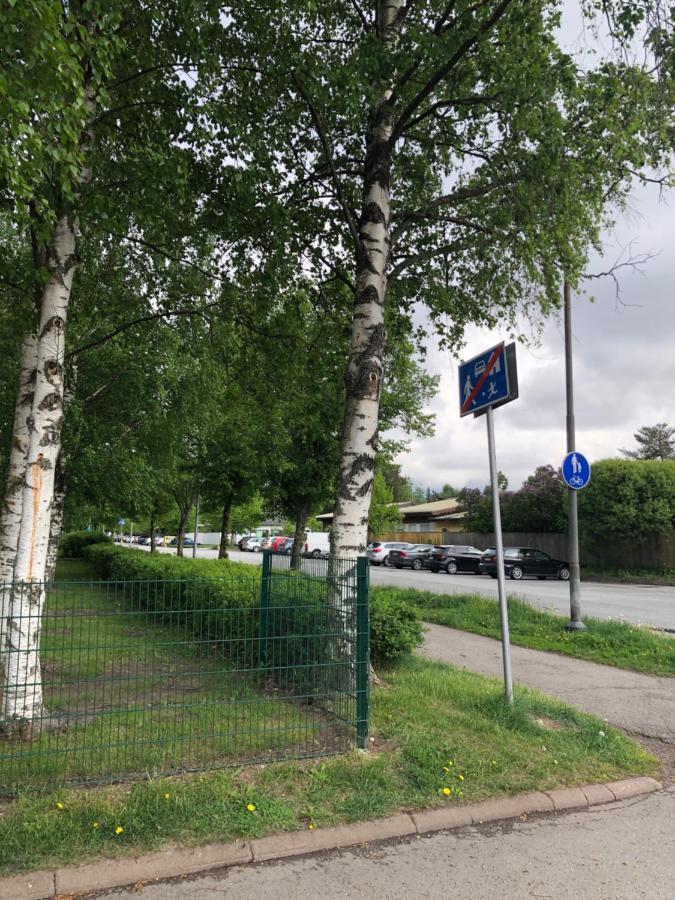 Lovely Apartment Within Walking Distance -Centre Pori Luaran gambar